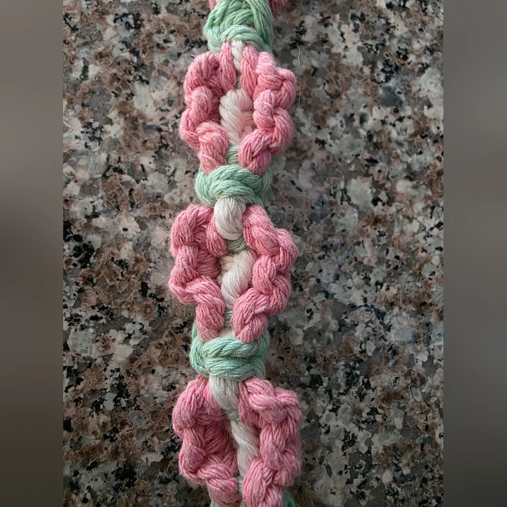 NWOT Knit Floral Keychain
